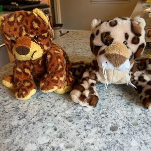 Stuffed spotted leopards by Ganz. & TY 2003 8” tall